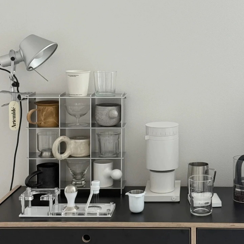 Minimalistisches Aluminium-Leg – Kitchen Appliances Holder Bewertung und Preis